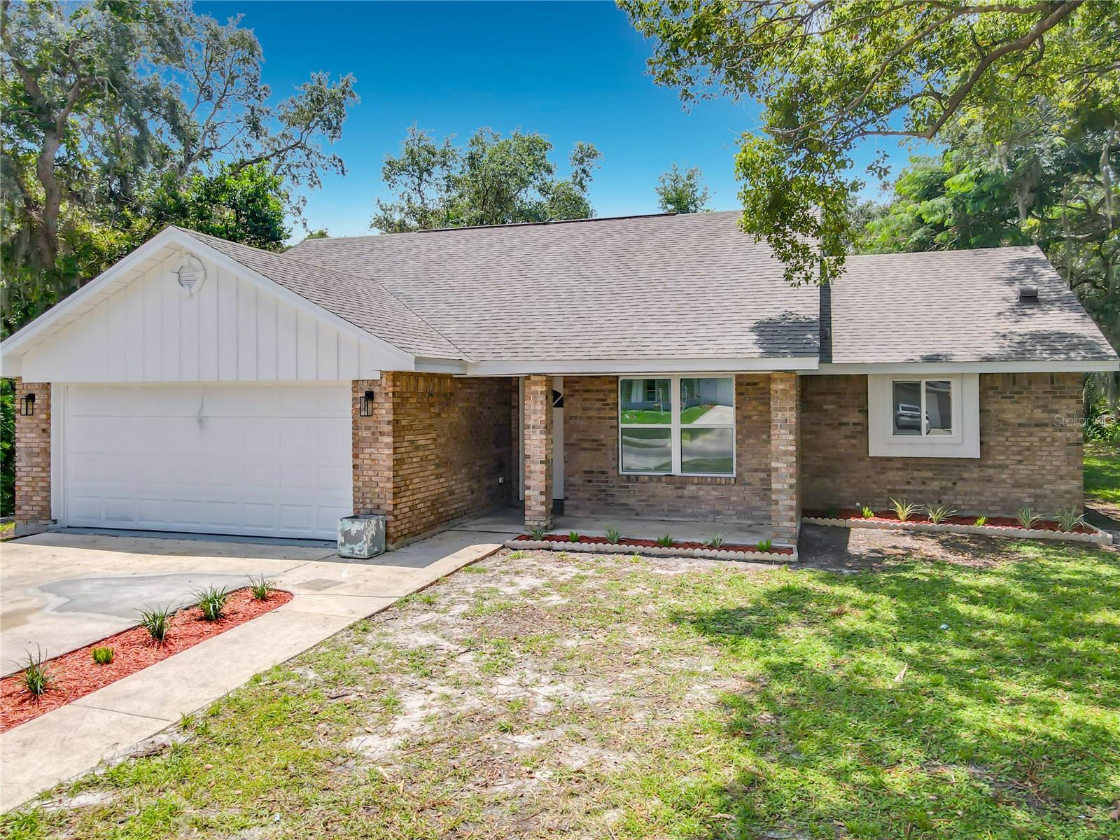 DELTONA LAKES REP BLK 1849 UNIT 72 - Residential