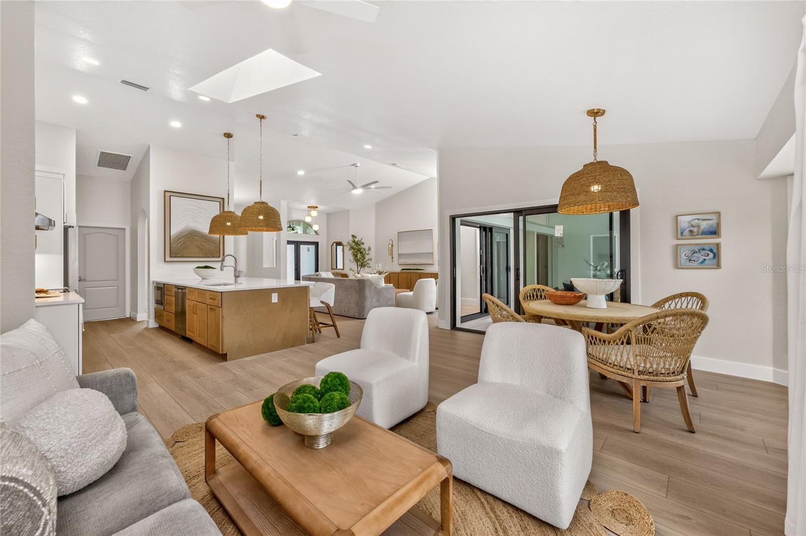 ROTONDA WEST BROADMOOR - Residential