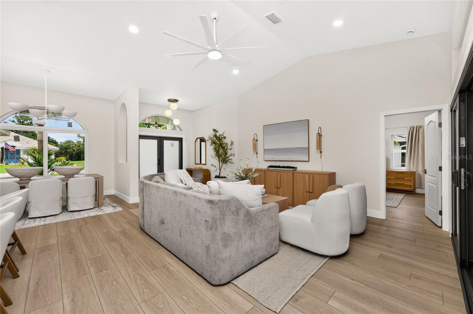 ROTONDA WEST BROADMOOR - Residential