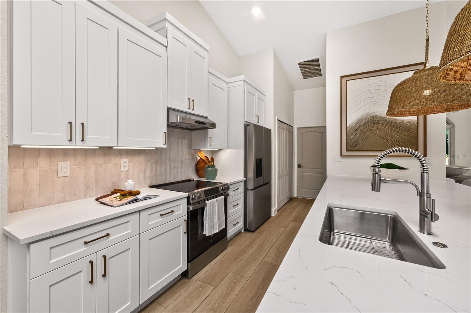 ROTONDA WEST BROADMOOR - Residential