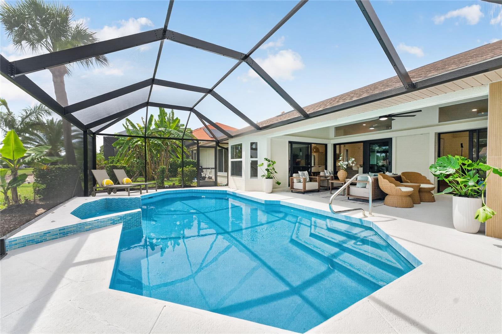 ROTONDA WEST BROADMOOR - Residential