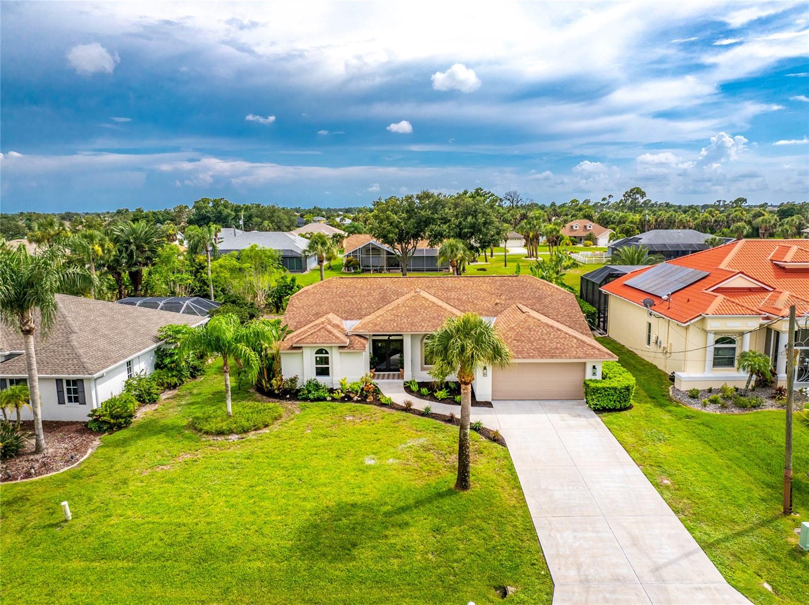 ROTONDA WEST BROADMOOR - Residential