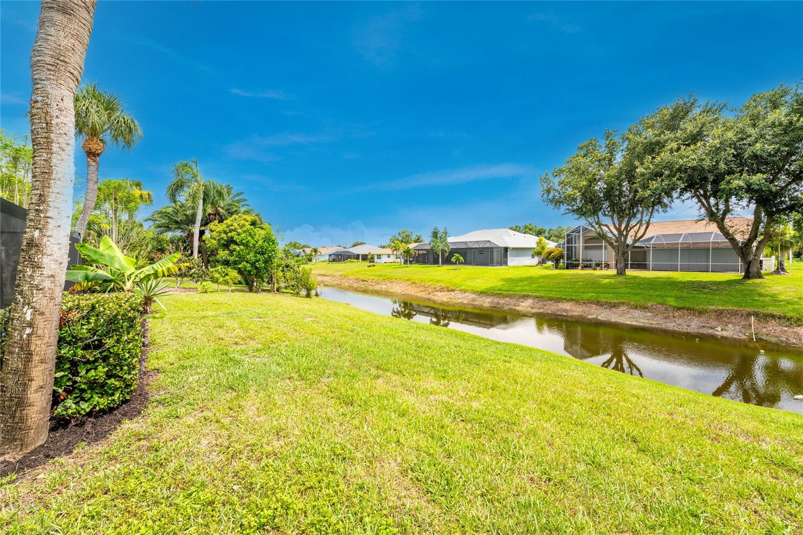 ROTONDA WEST BROADMOOR - Residential