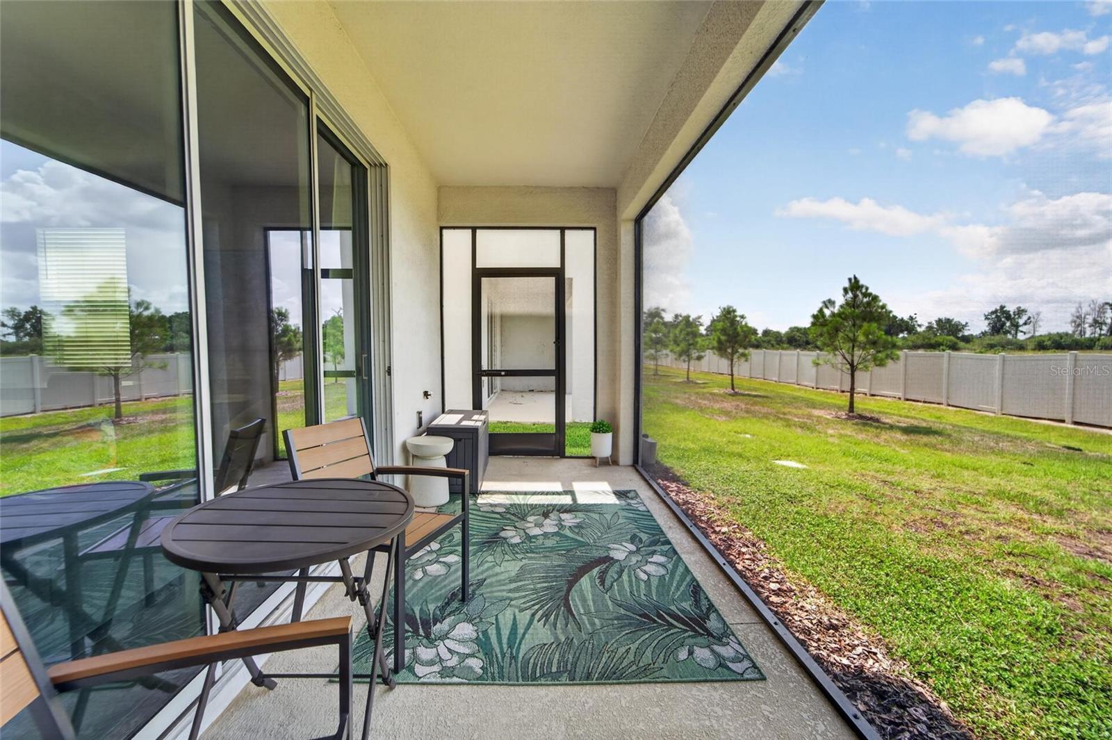 MANGROVE POINT - Residential