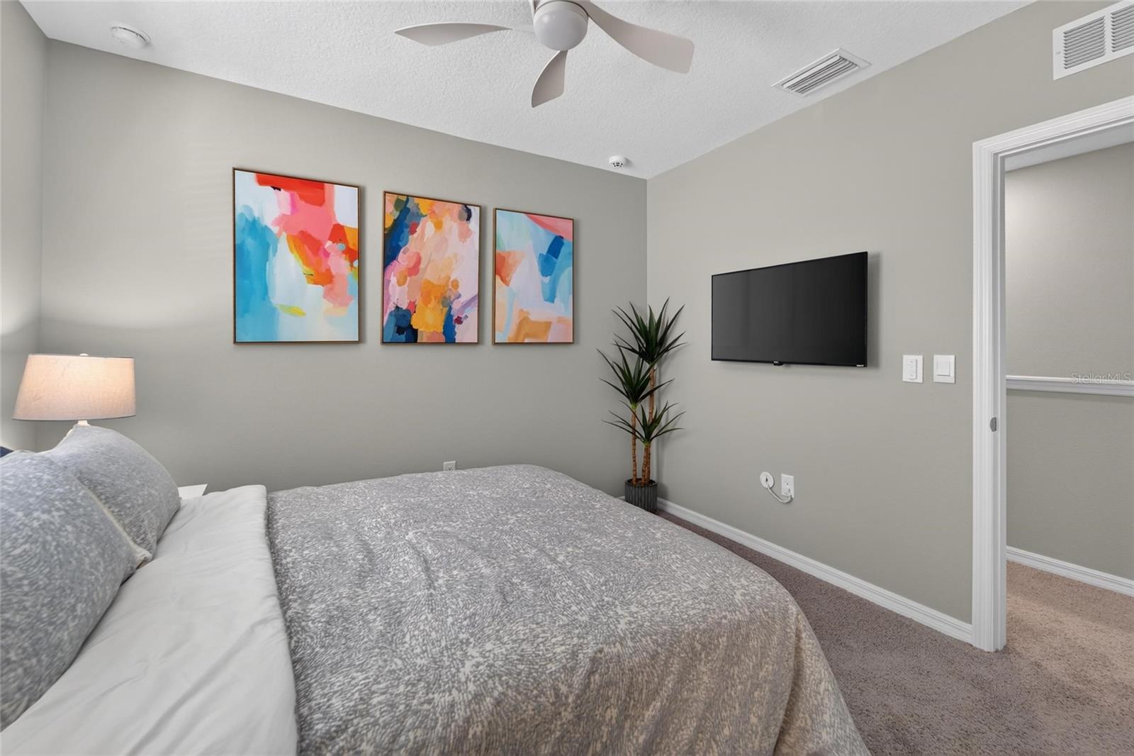MANGROVE POINT - Residential