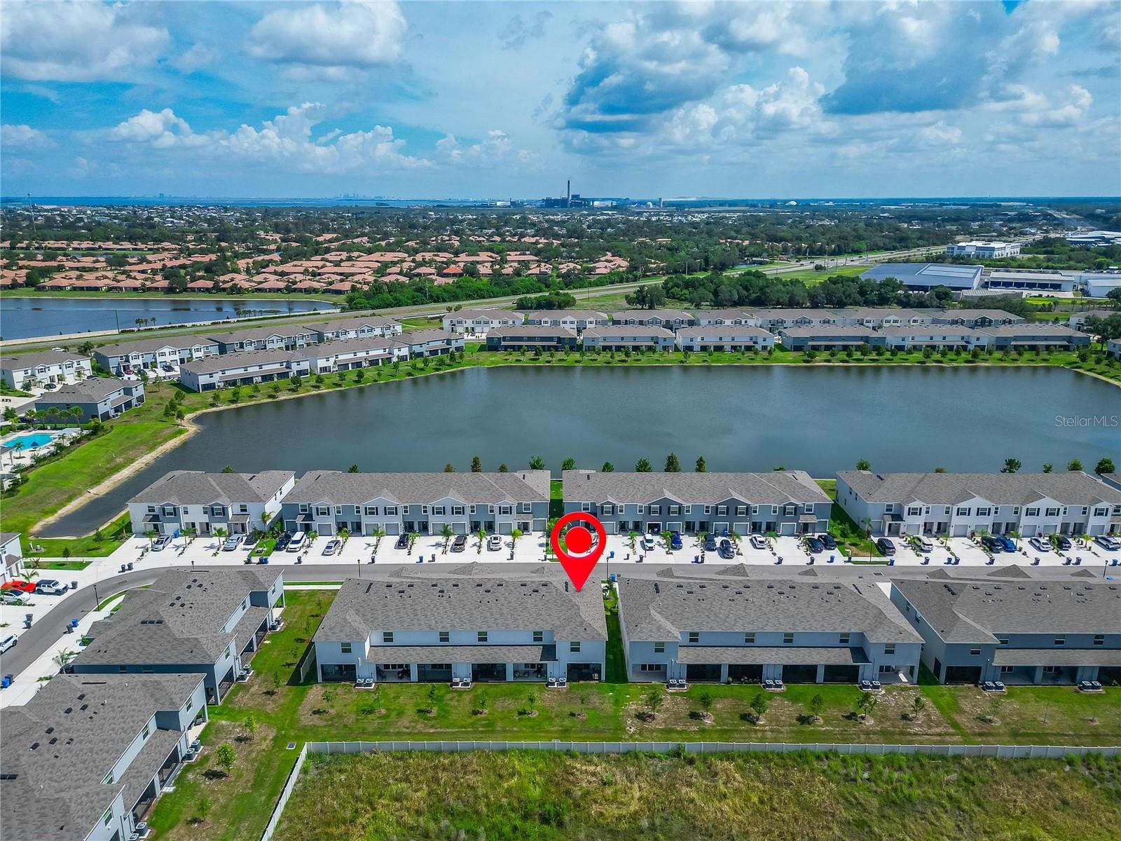 MANGROVE POINT - Residential
