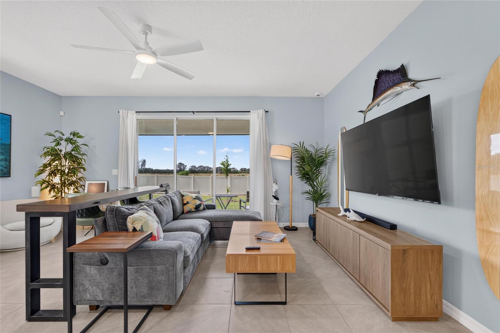 MANGROVE POINT - Residential