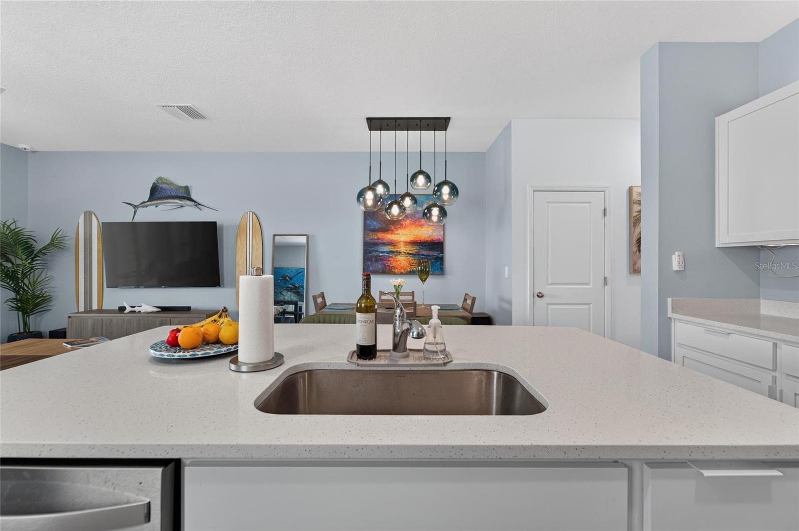 MANGROVE POINT - Residential