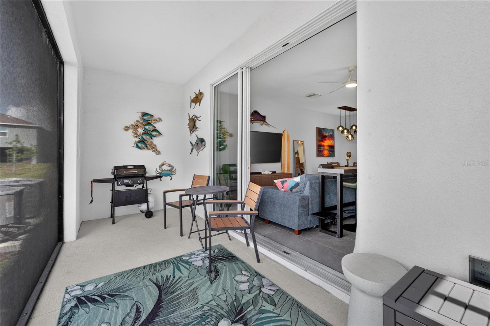 MANGROVE POINT - Residential