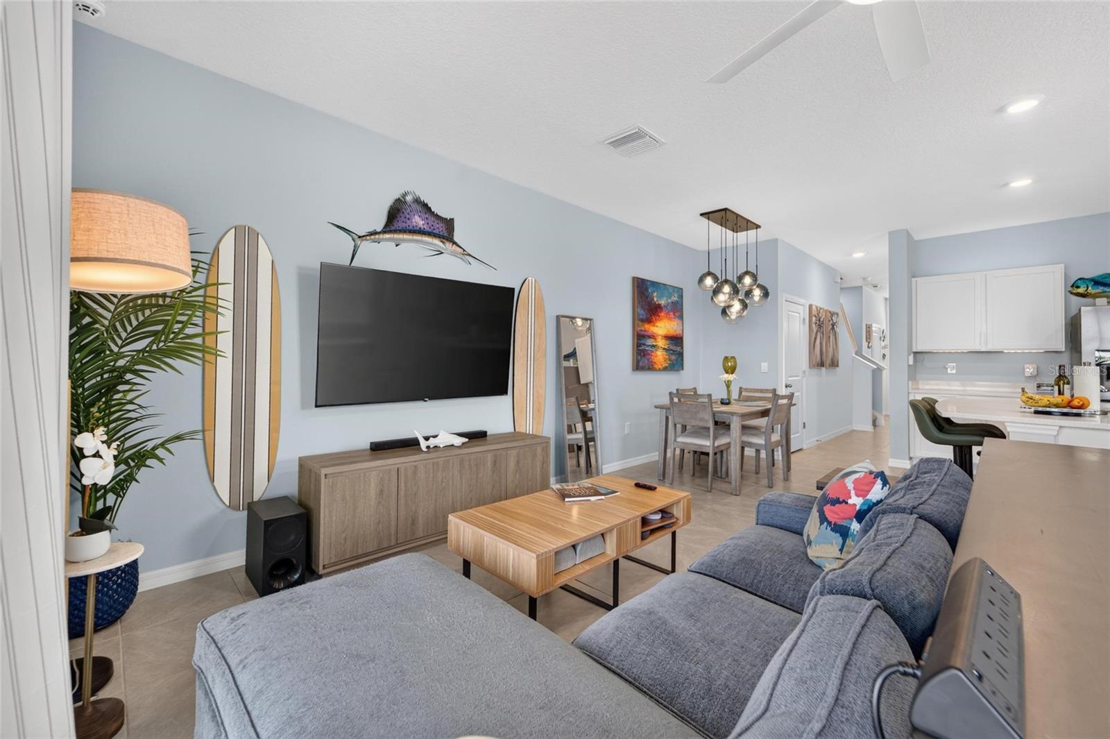 MANGROVE POINT - Residential