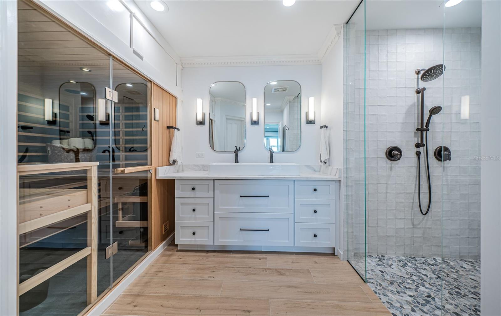 BAYWAY ISLES - Residential