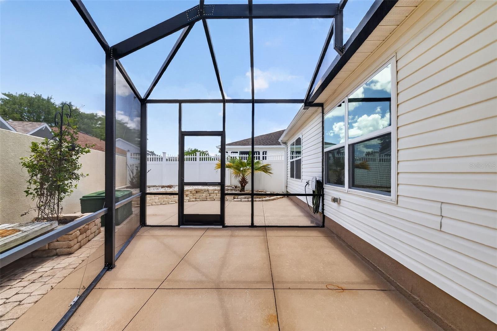 COURTYARD VILLAS - Residential