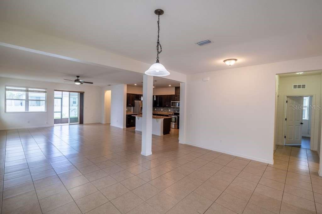 WEST LAKE RESERVE - Residential