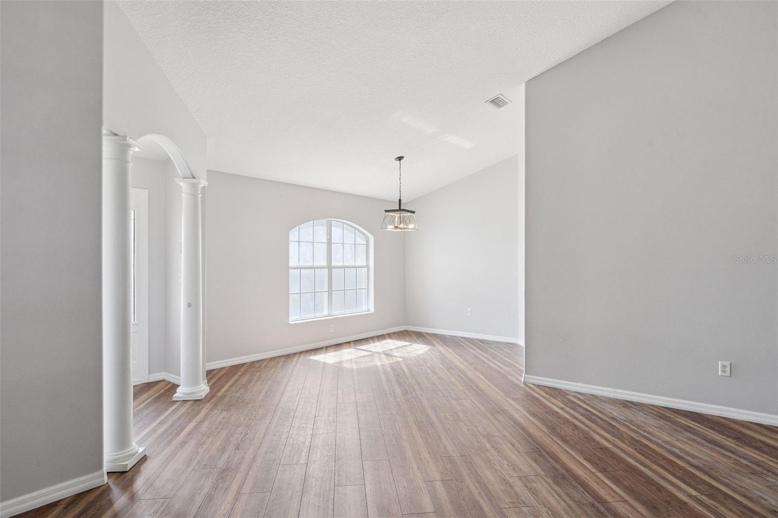 TAVARES GROVES AT BAYTREE PH 03 - Residential