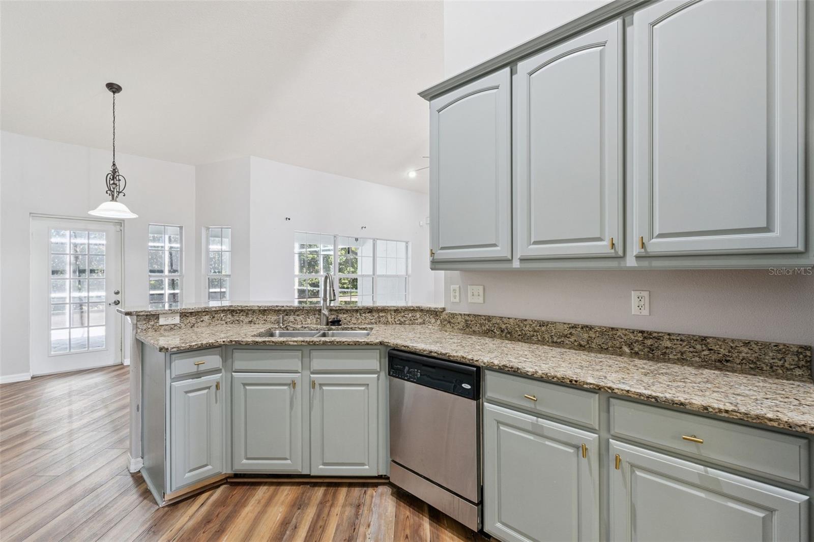 TAVARES GROVES AT BAYTREE PH 03 - Residential