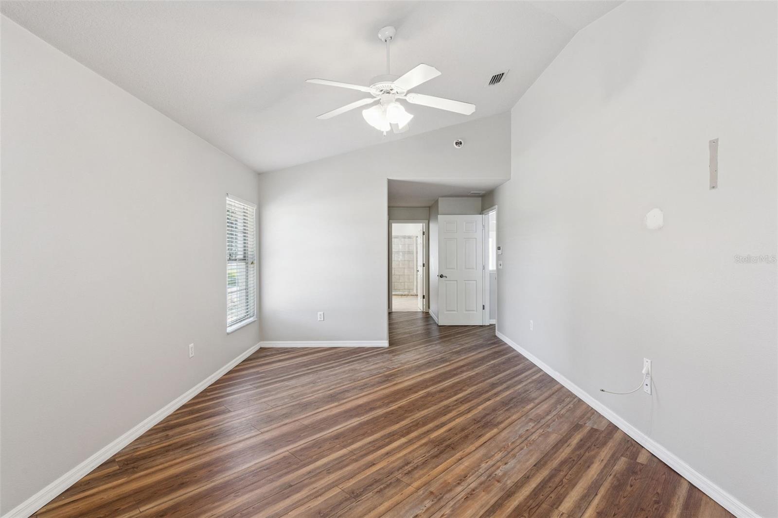 TAVARES GROVES AT BAYTREE PH 03 - Residential