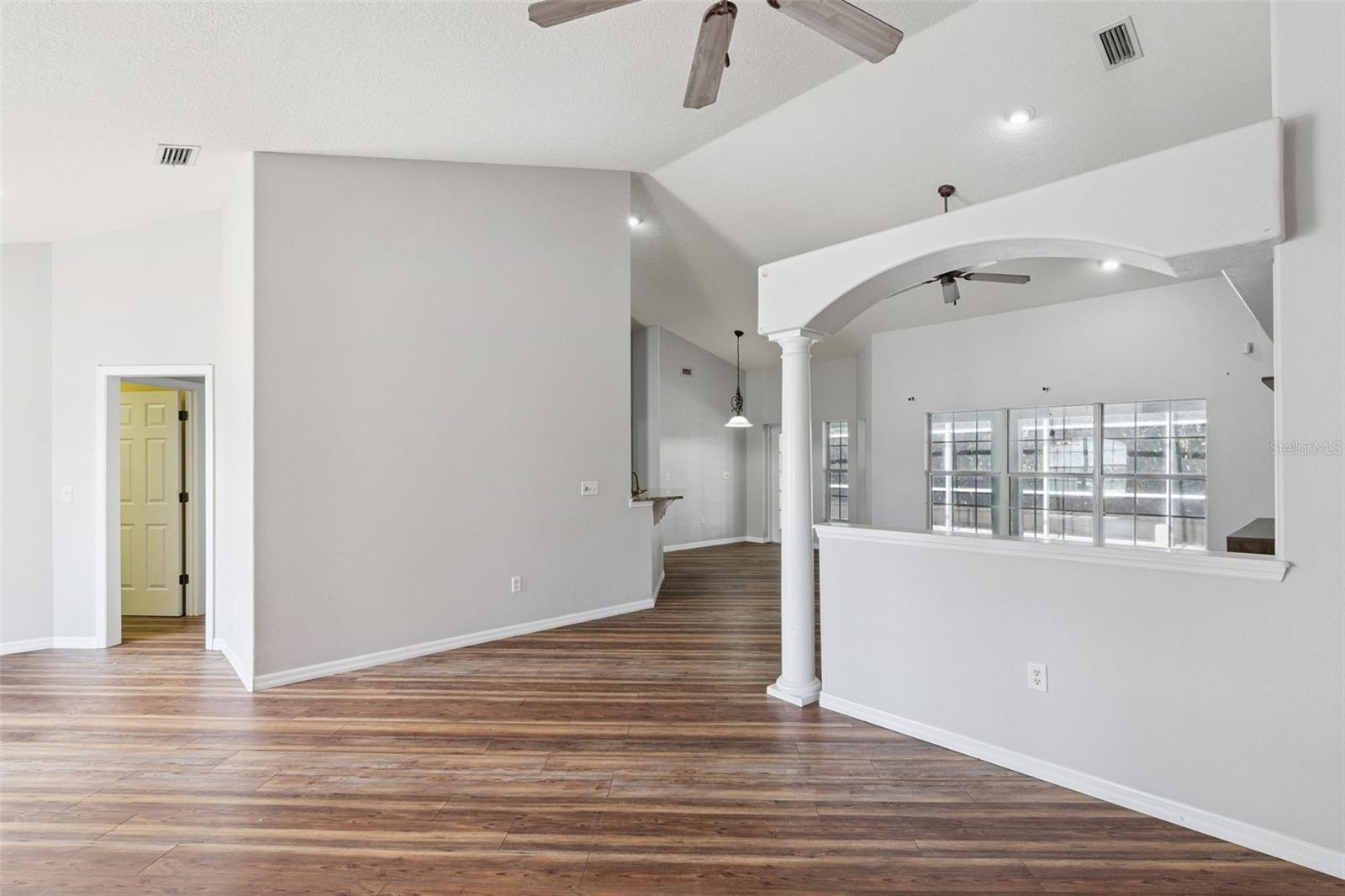 TAVARES GROVES AT BAYTREE PH 03 - Residential