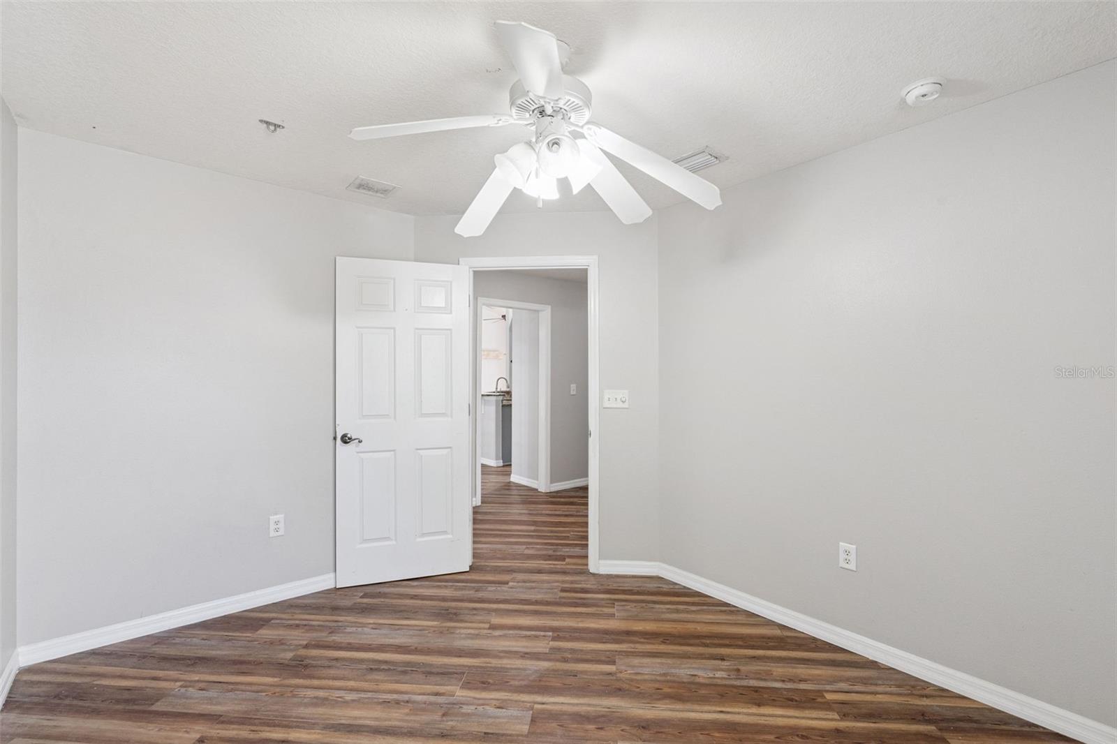 TAVARES GROVES AT BAYTREE PH 03 - Residential