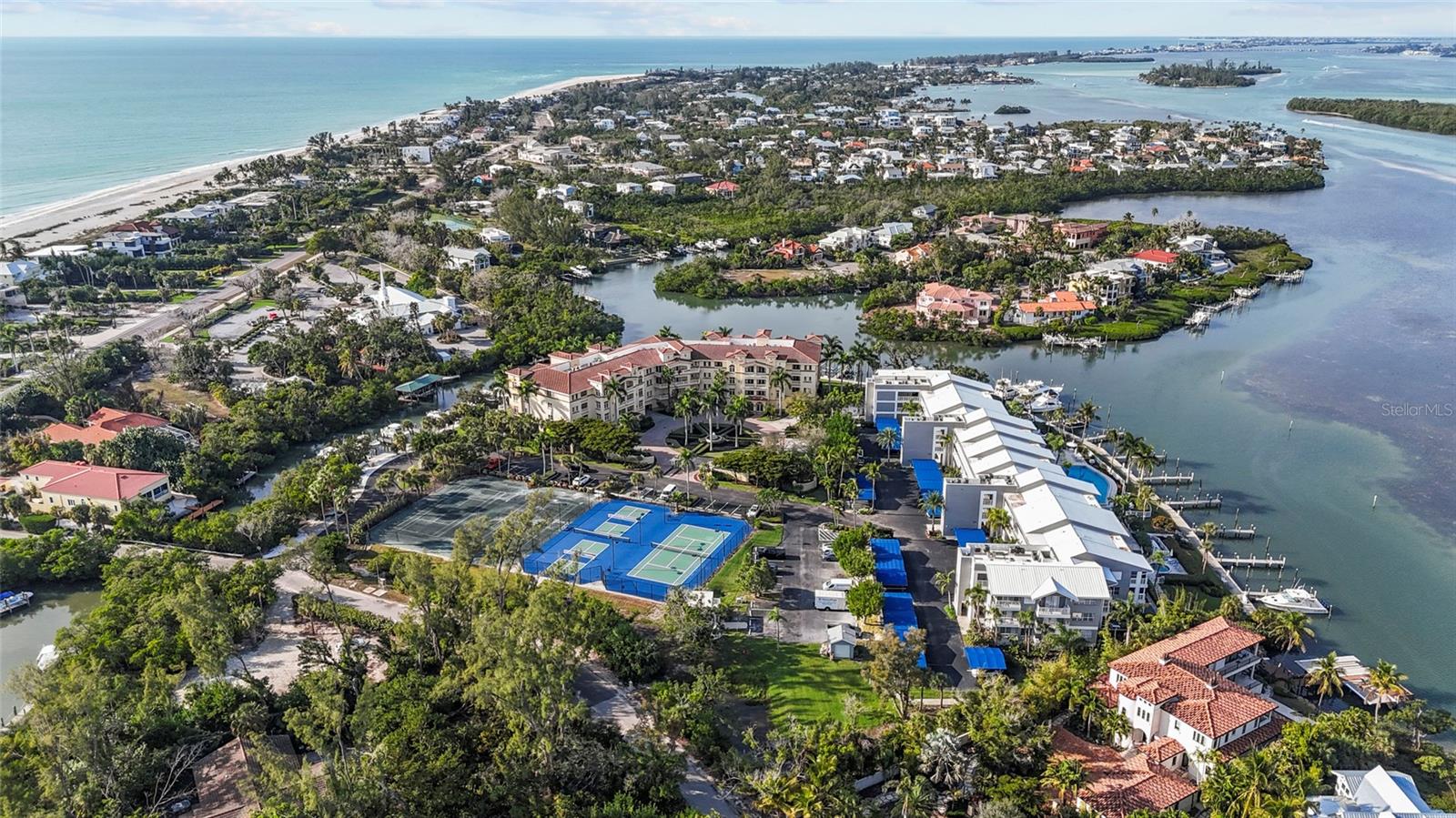 HARBOUR VILLA CLUB AT THE BUCCANEER - Residential