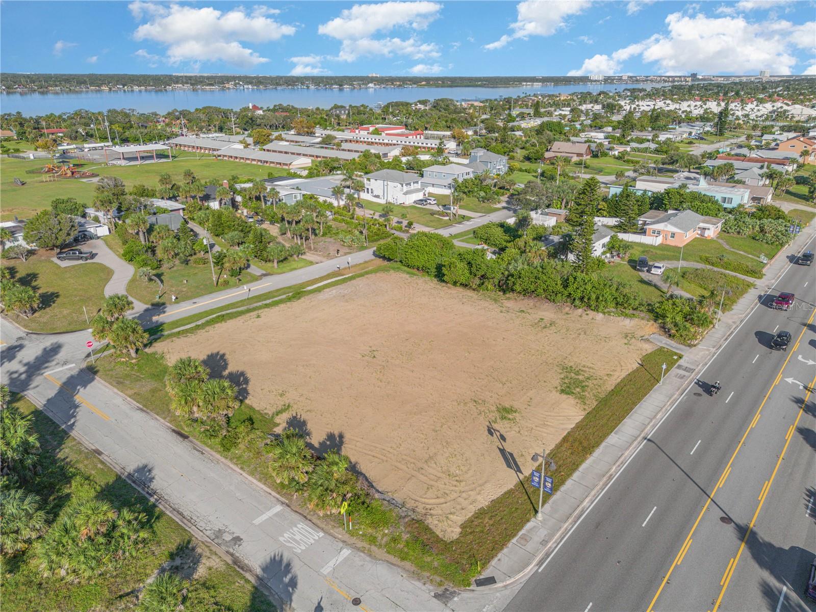 RIVER RIDGE ESTATES - Land