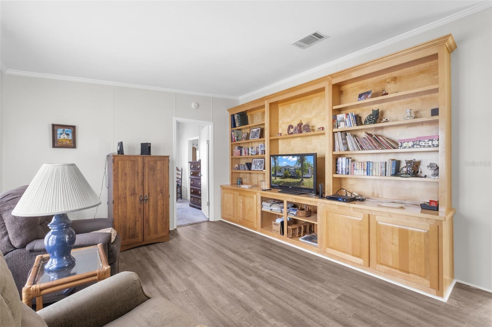 TANGERINE ESTATES - Residential