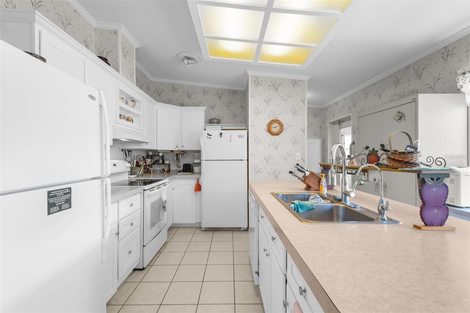 TANGERINE ESTATES - Residential