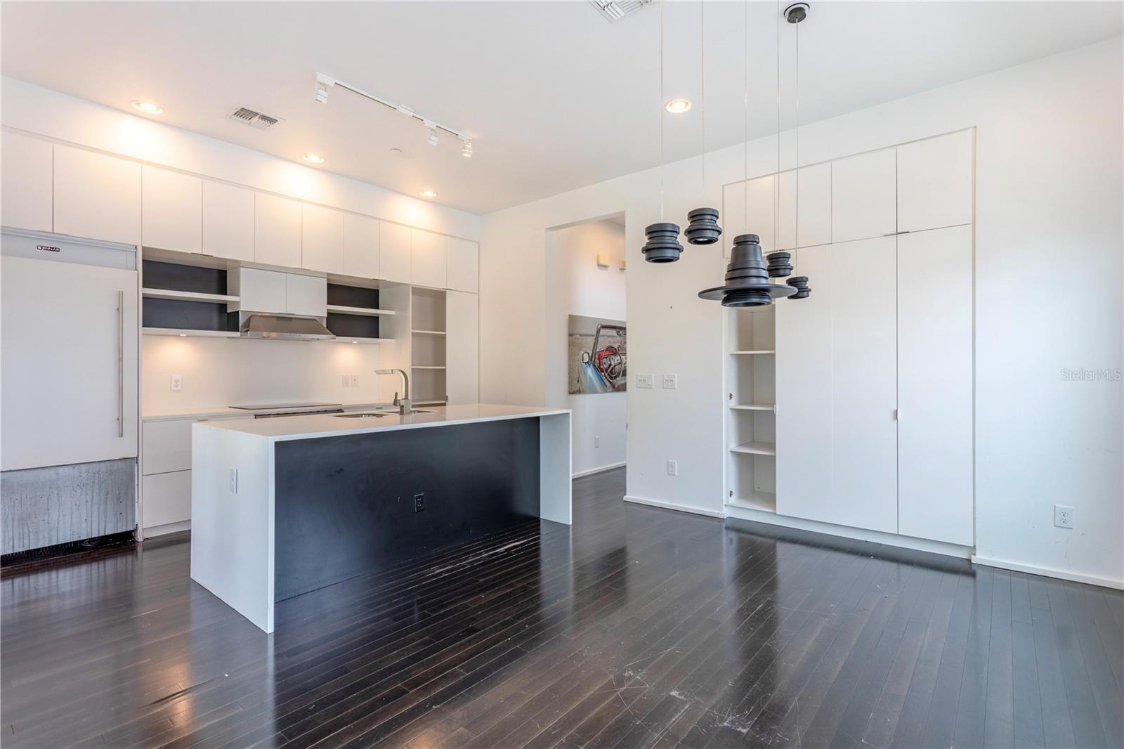 COPLEY SQUARE - Residential