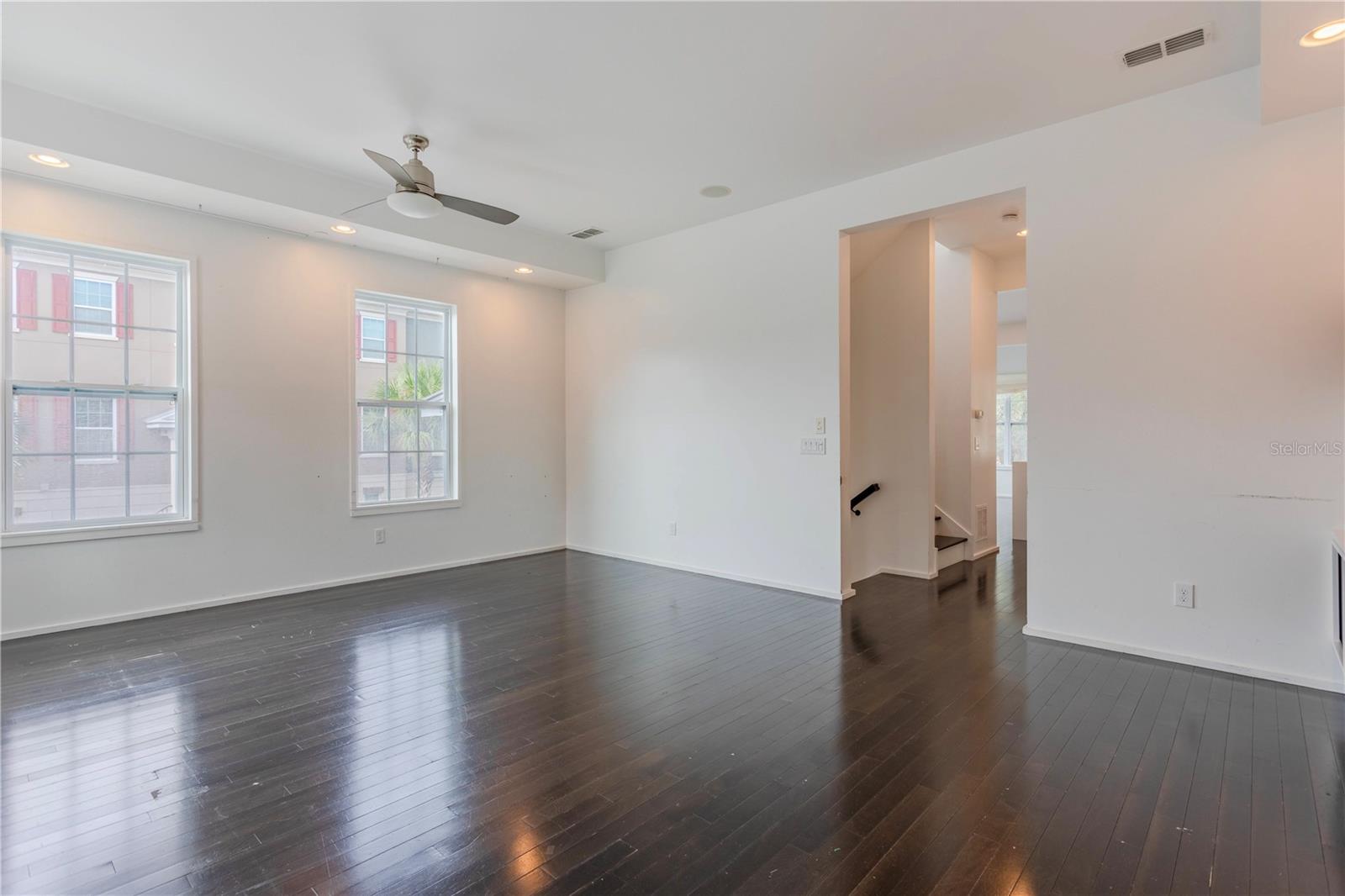 COPLEY SQUARE - Residential