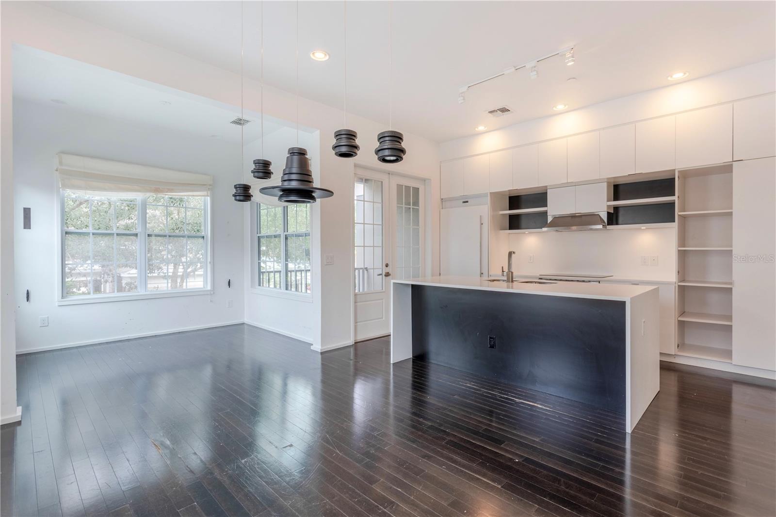 COPLEY SQUARE - Residential