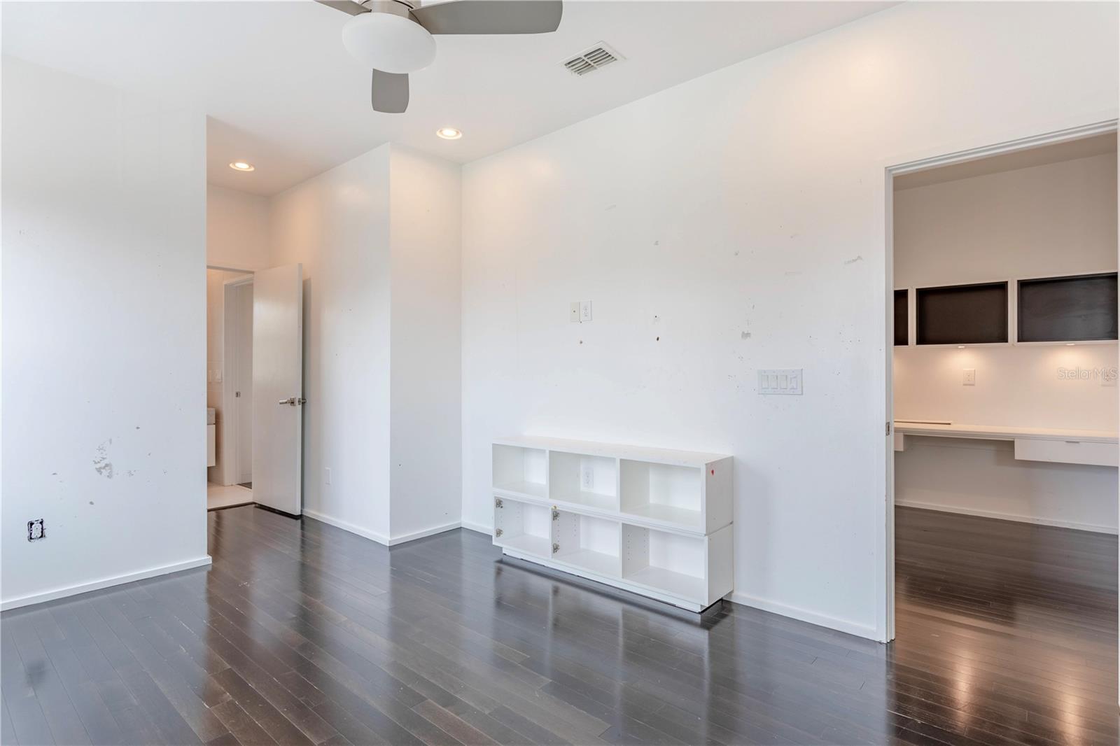 COPLEY SQUARE - Residential