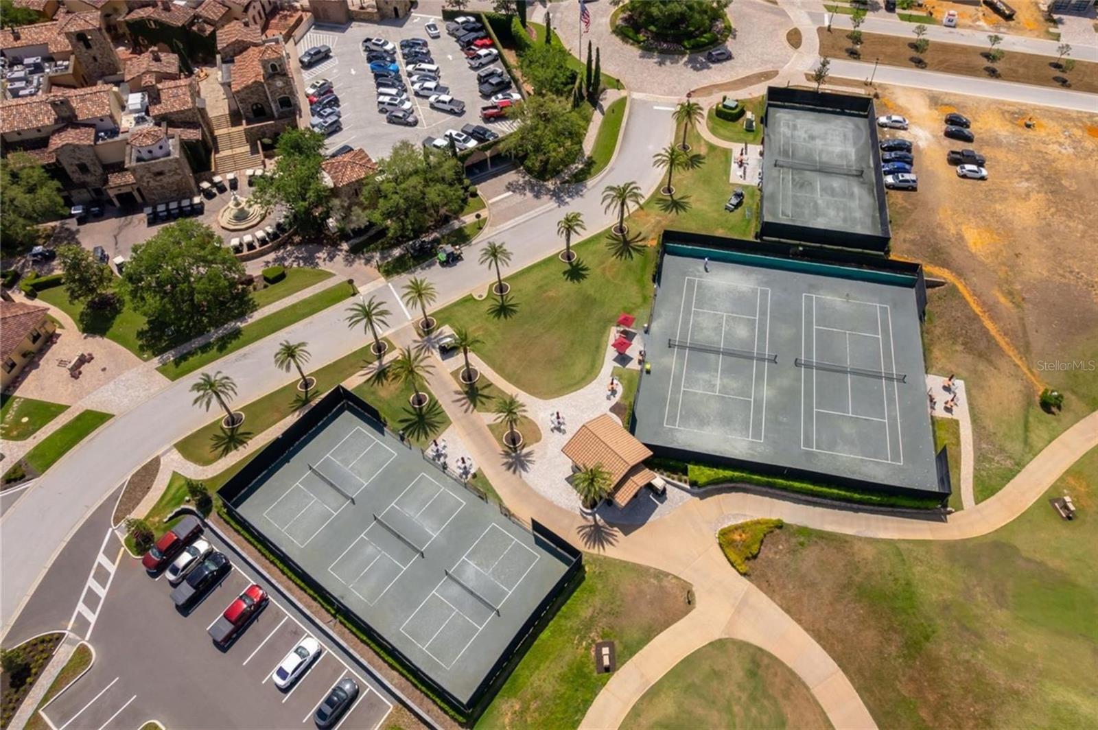 BELLA COLLINA WEST SUB - Residential