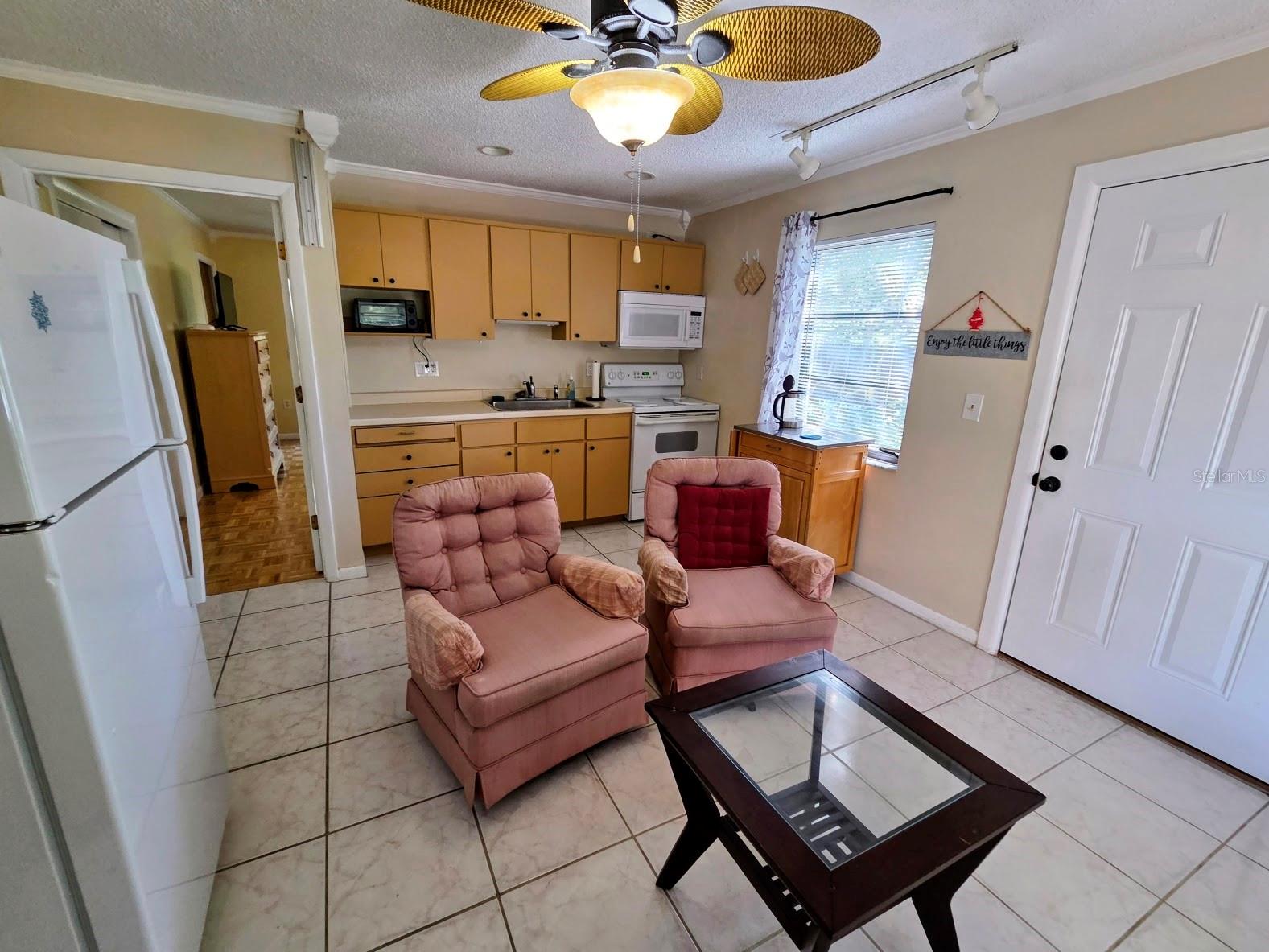 MAPLE RIDGE - Residential