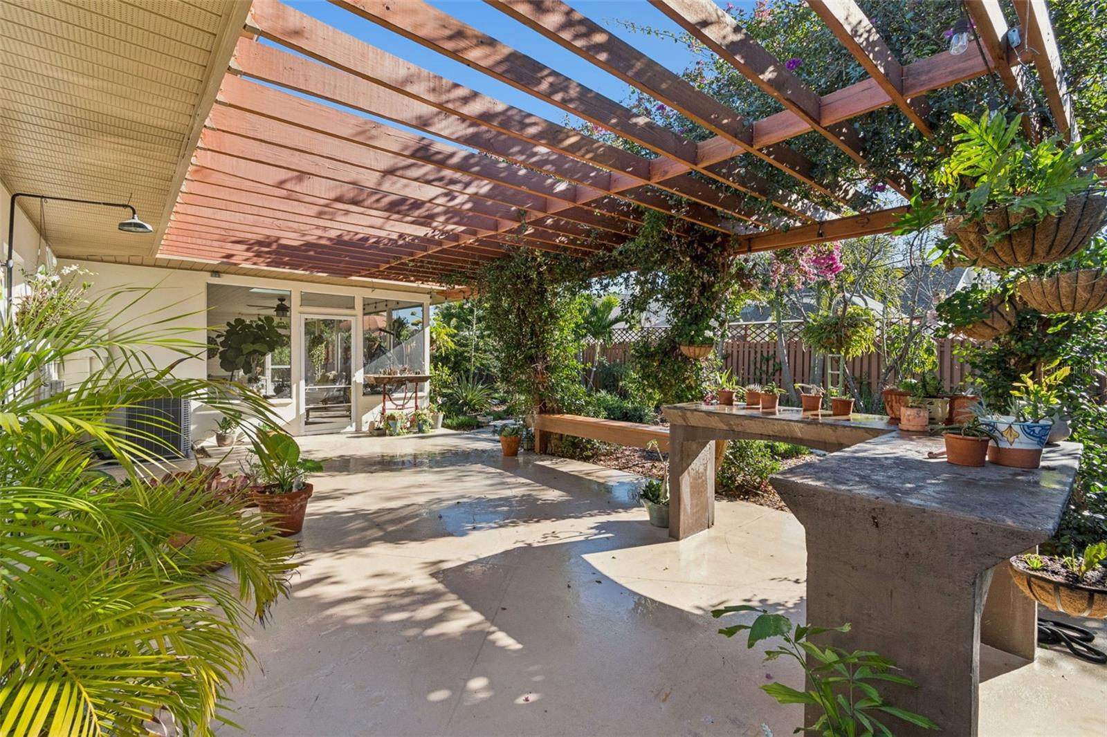 WHITFIELD COUNTRY CLUB ESTATES 1 - Residential