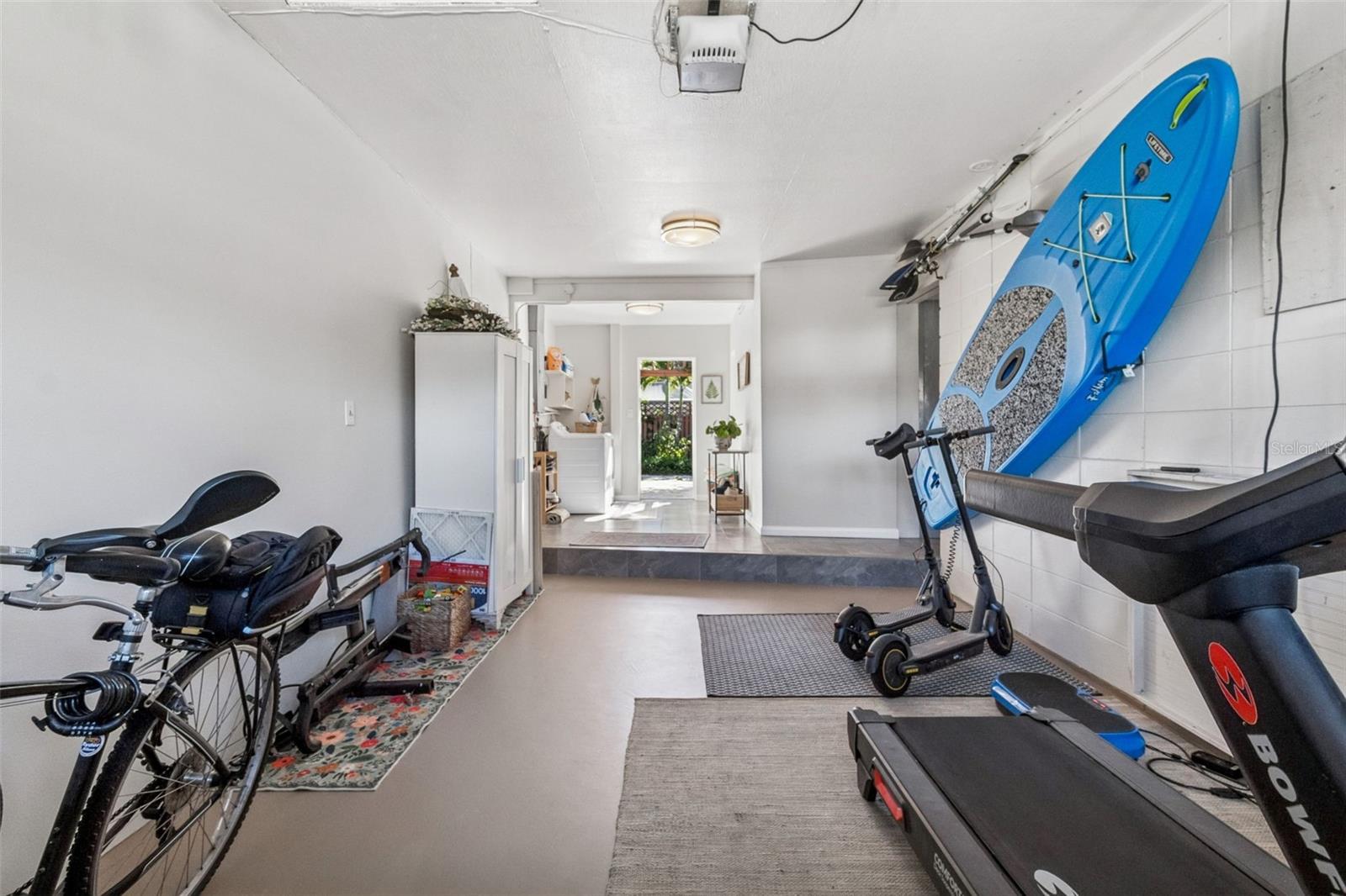 WHITFIELD COUNTRY CLUB ESTATES 1 - Residential