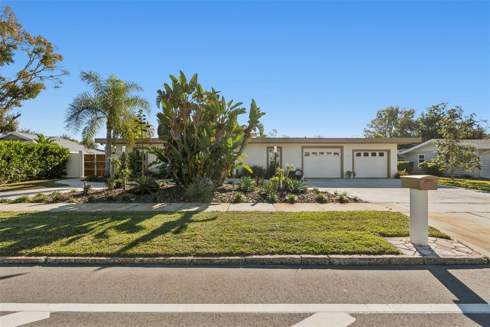 WHITFIELD COUNTRY CLUB ESTATES 1 - Residential