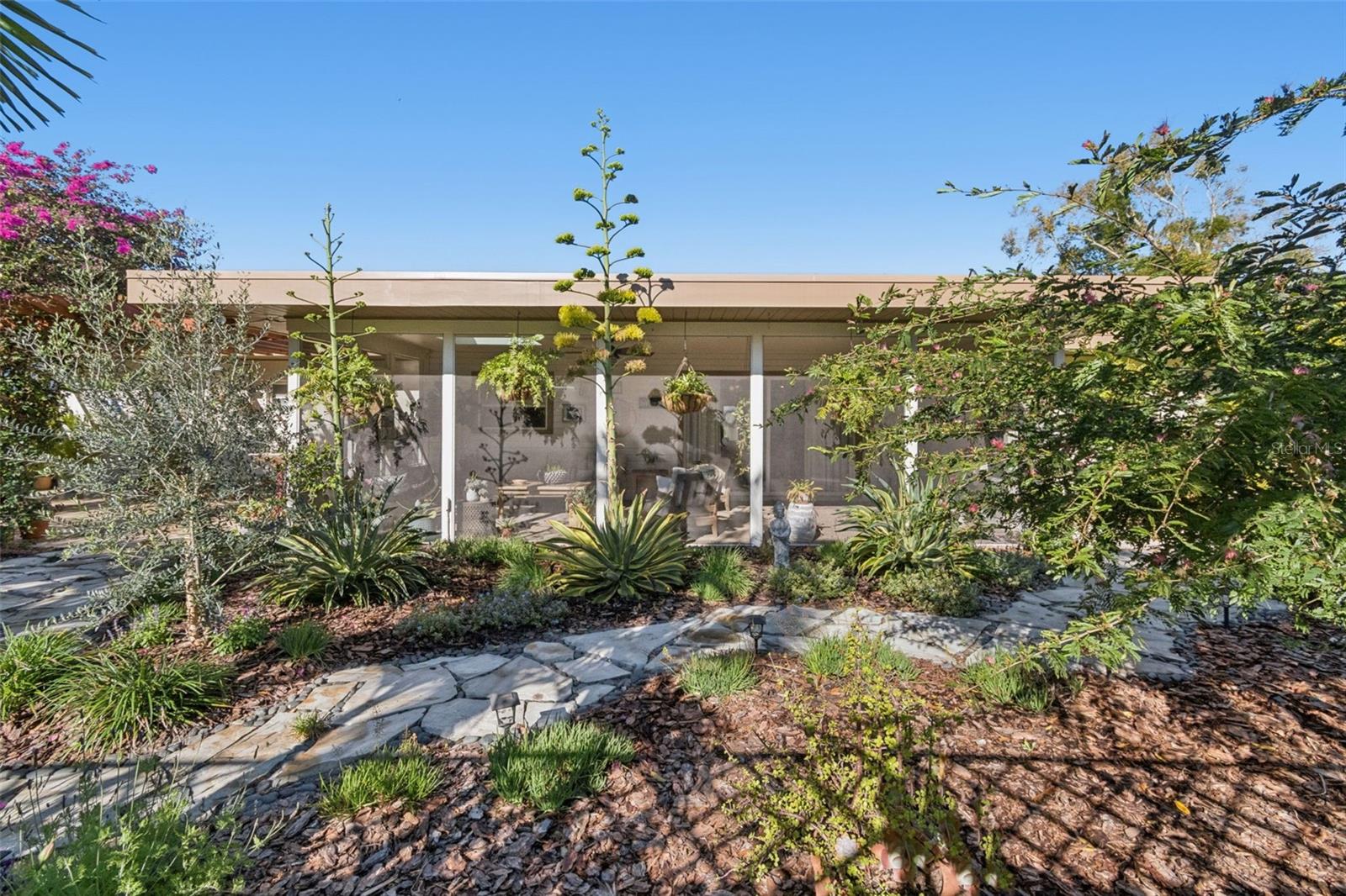 WHITFIELD COUNTRY CLUB ESTATES 1 - Residential