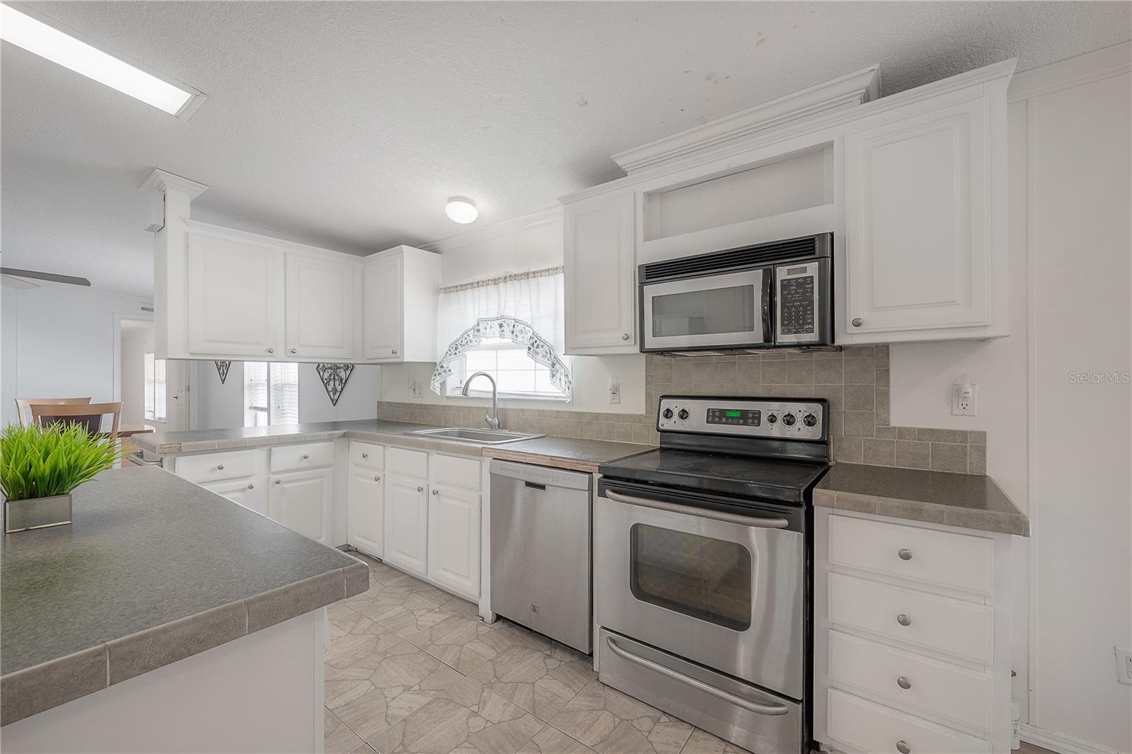 BROOKRIDGE COMM - Residential