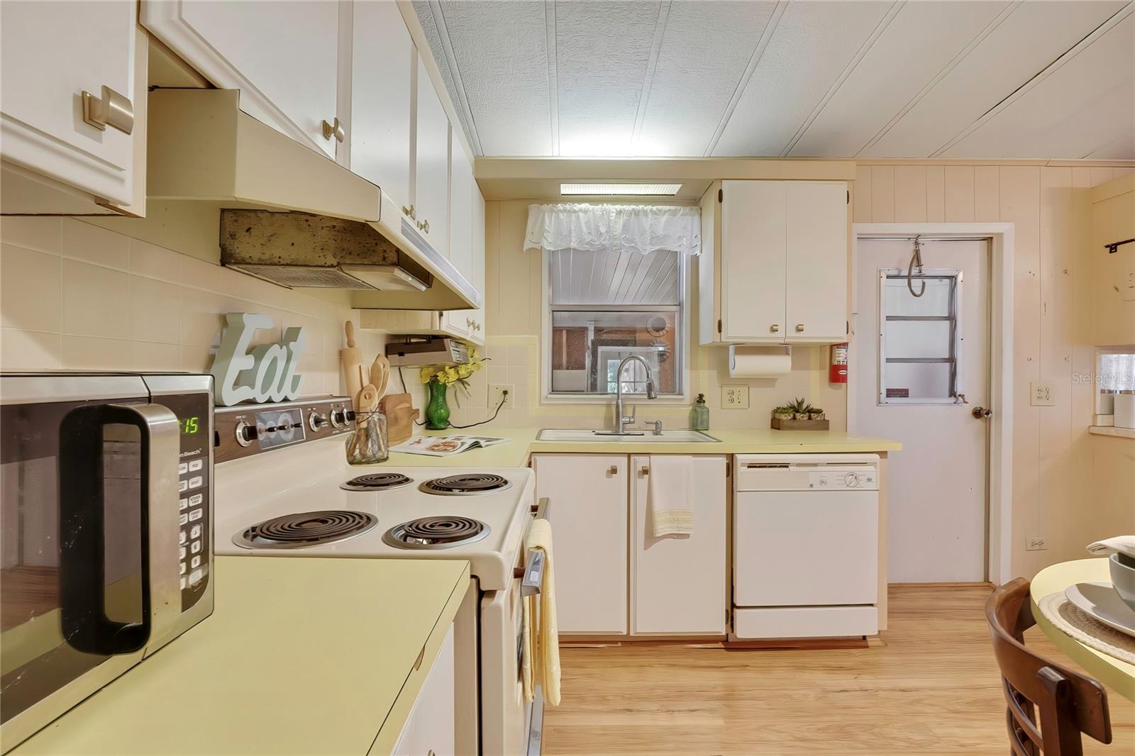 CONTINENTAL CAMPER RESORTS INC - Residential