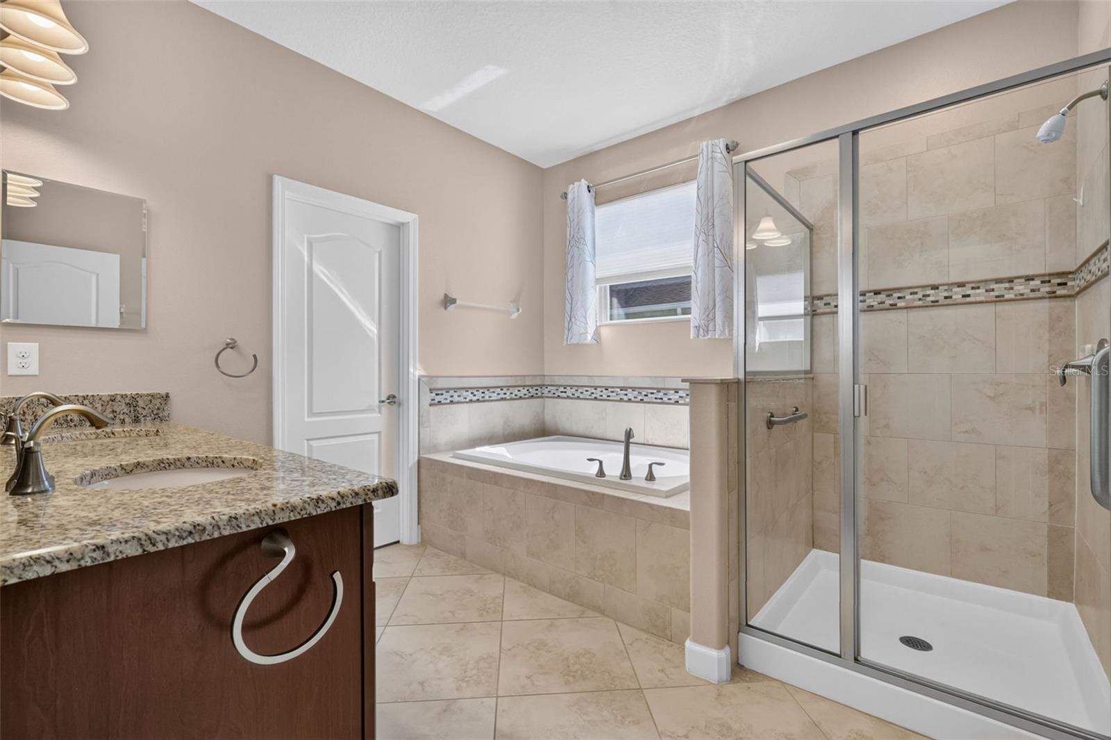 STONEYBROOK HILLS UN #2 - Residential