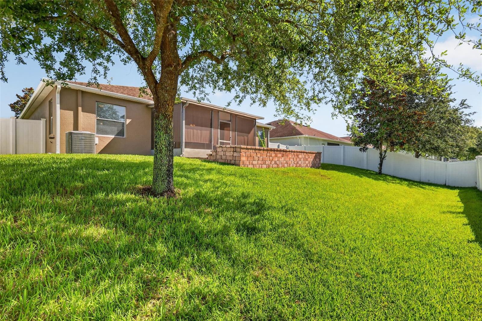STONEYBROOK HILLS UN #2 - Residential