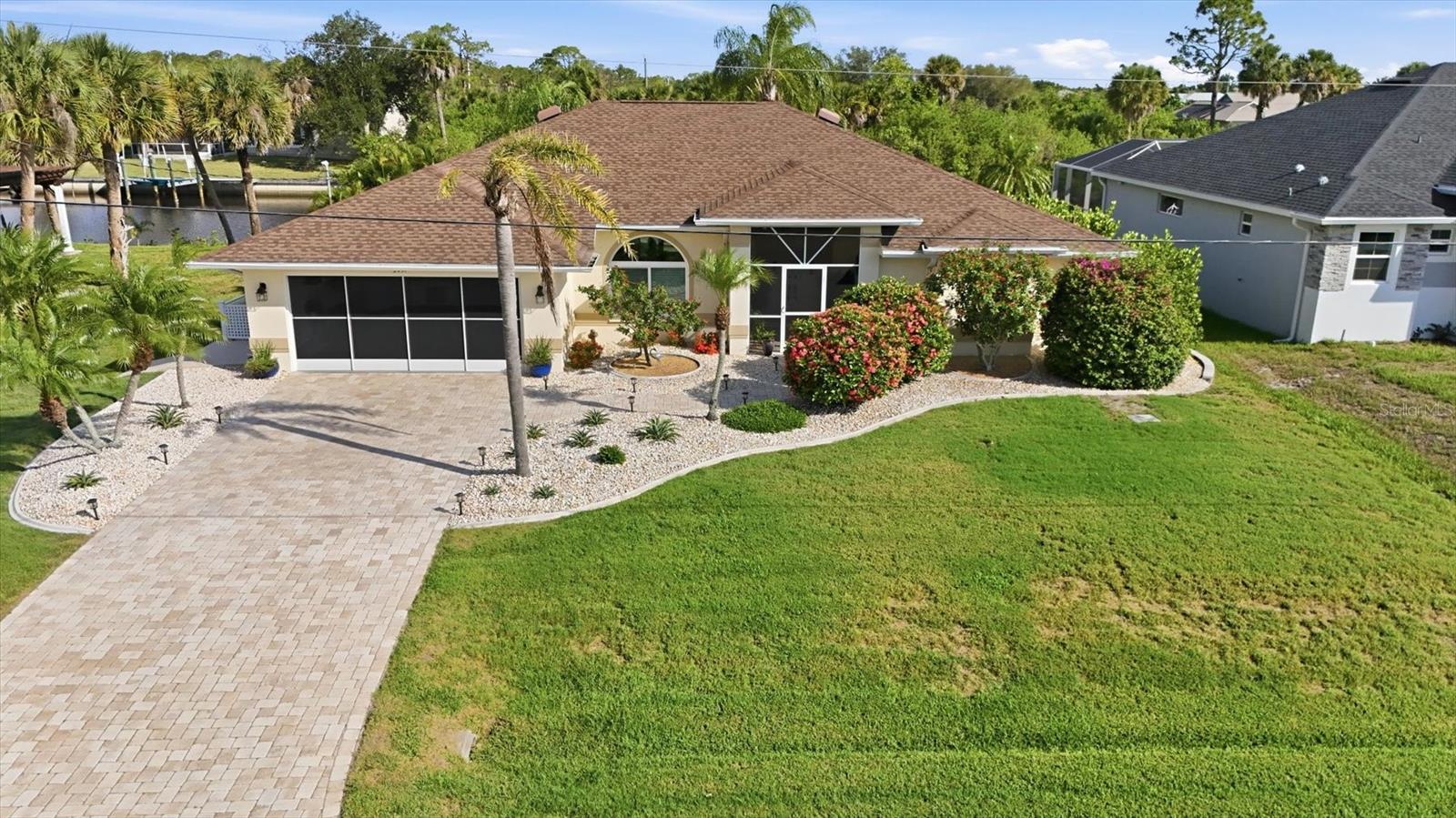 GULF COVE - Residential