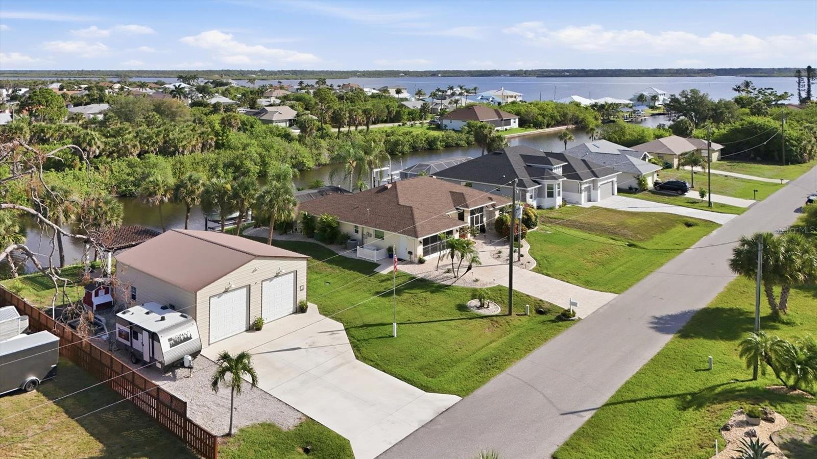 GULF COVE - Residential