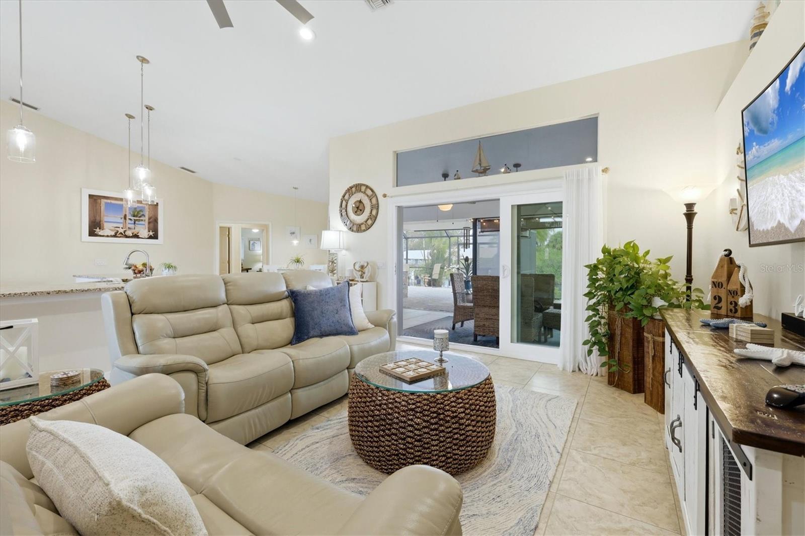 GULF COVE - Residential