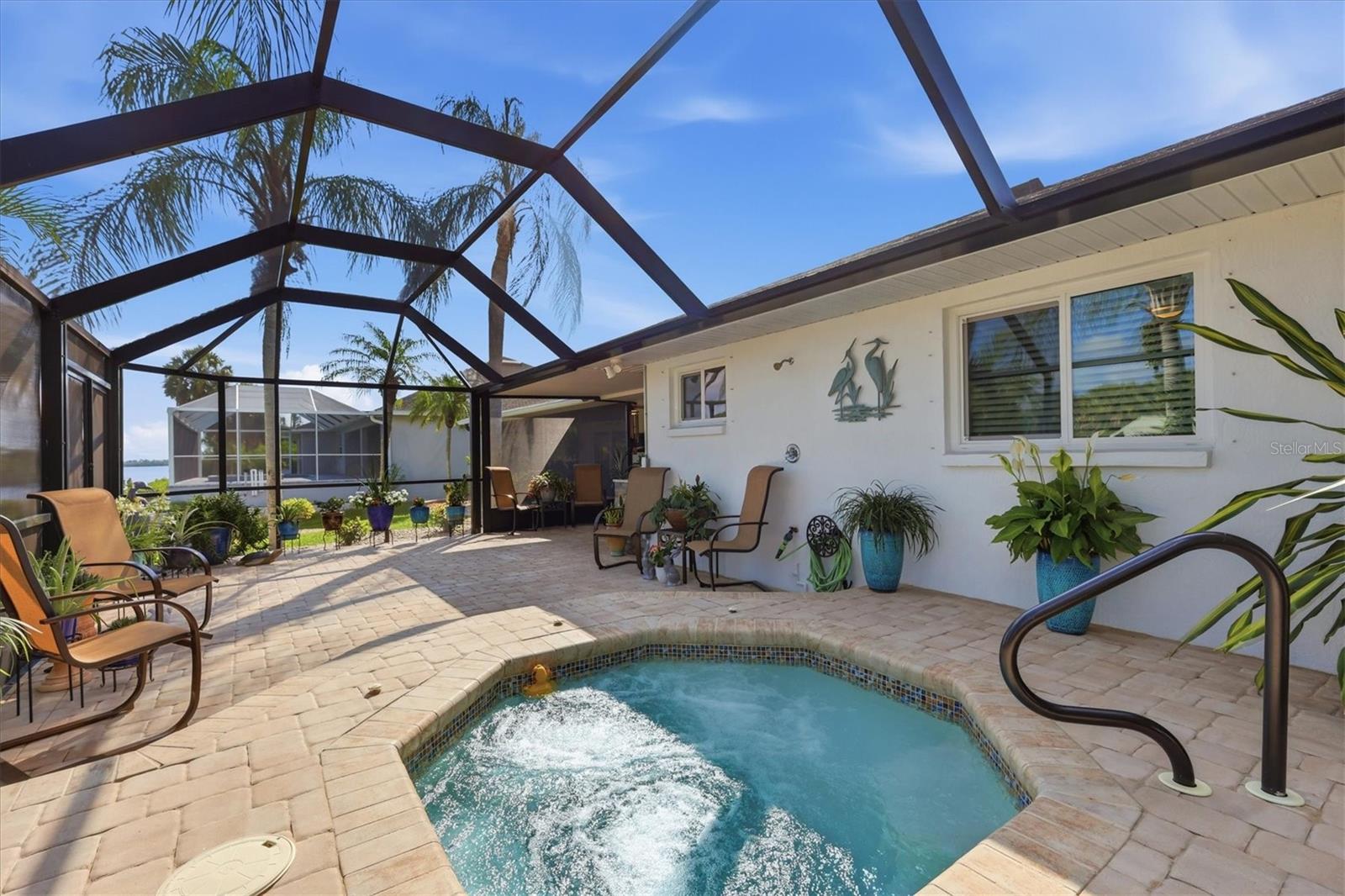 GULF COVE - Residential