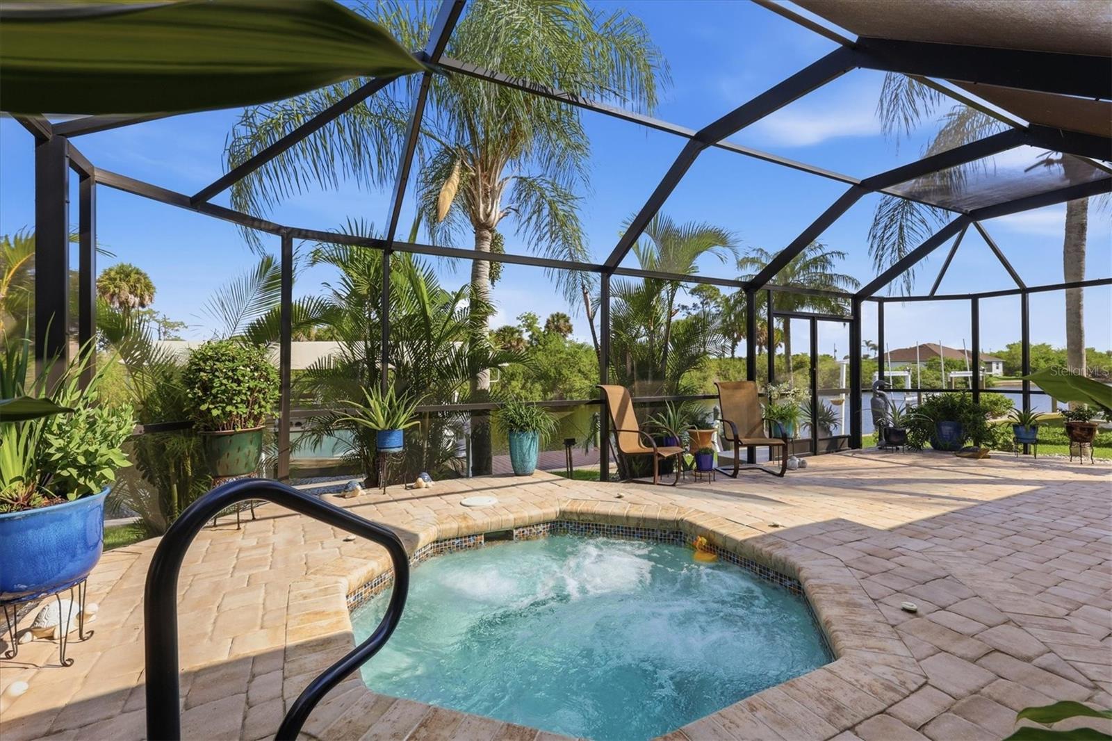 GULF COVE - Residential