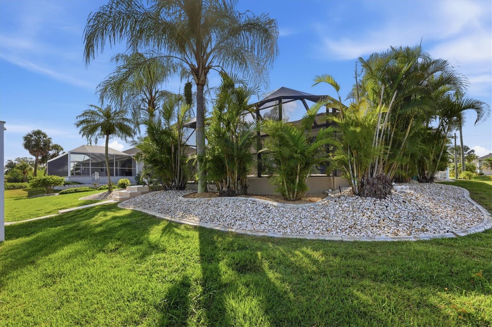 GULF COVE - Residential