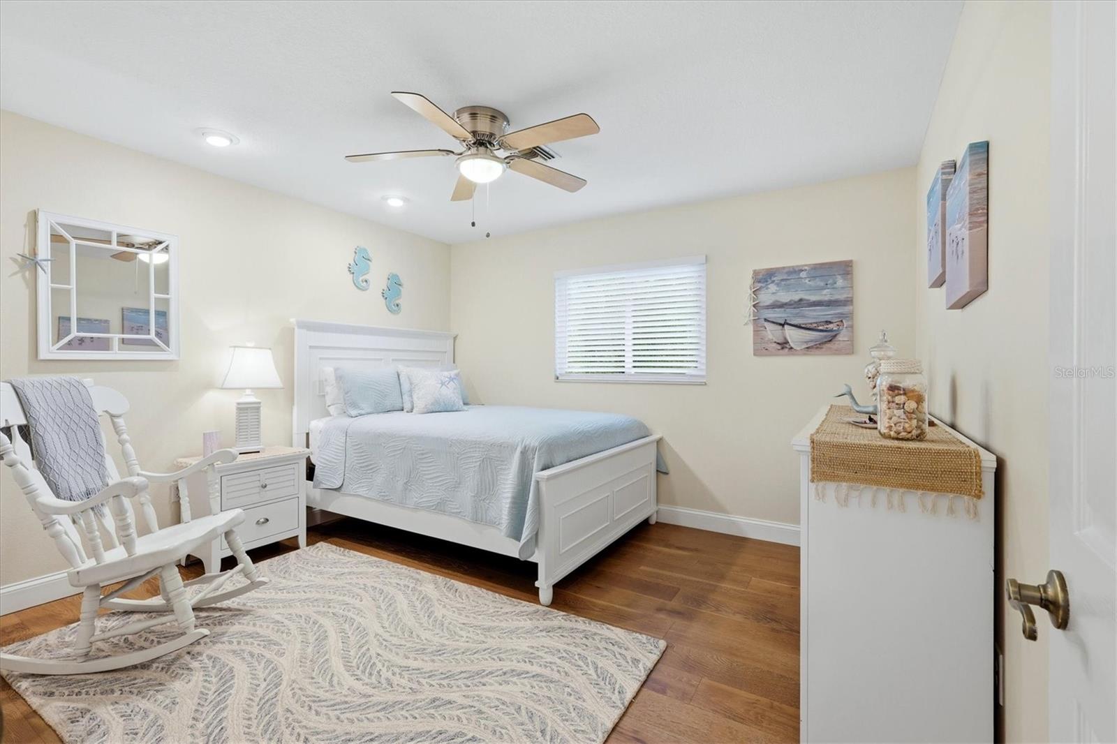 GULF COVE - Residential