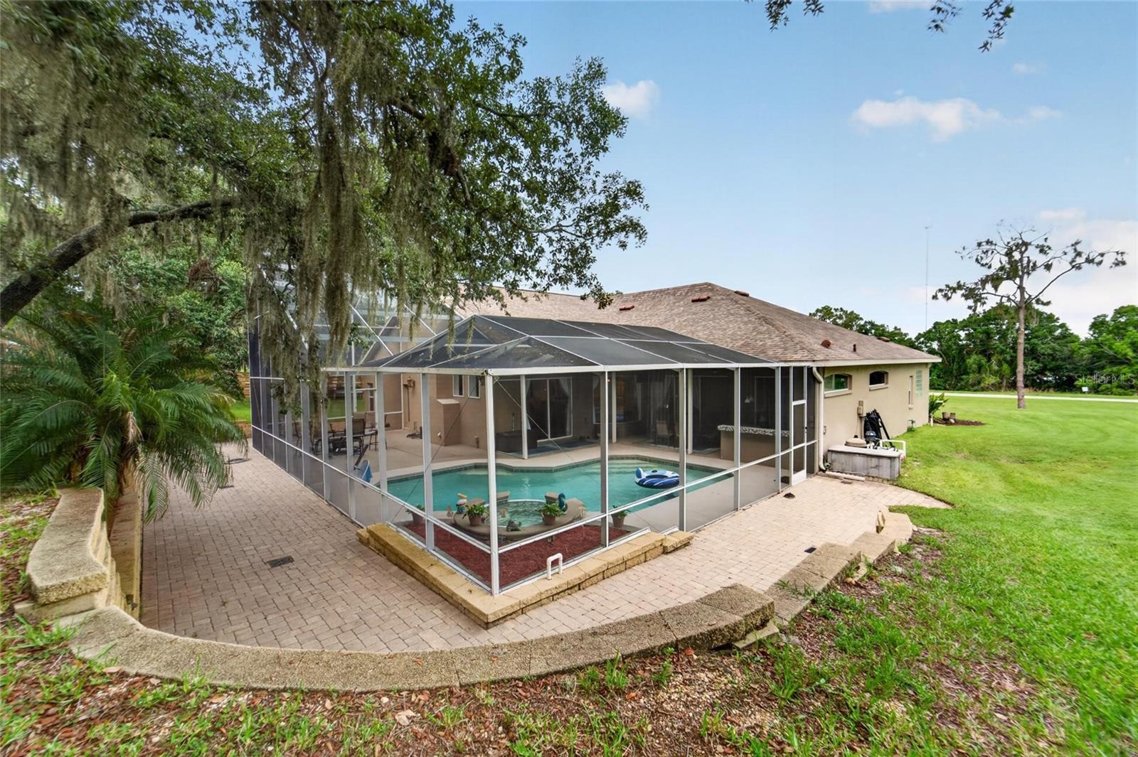 SHADOW RIDGE - Residential
