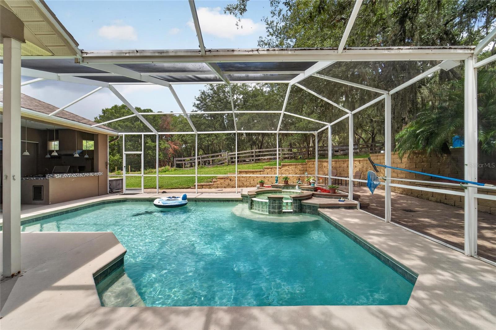 SHADOW RIDGE - Residential