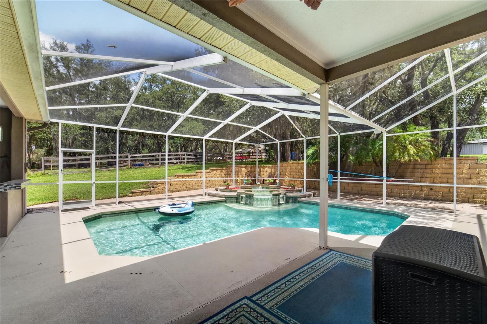 SHADOW RIDGE - Residential